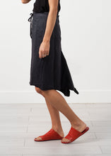 Load image into Gallery viewer, Double Pocket Skirt