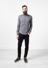 Load image into Gallery viewer, Western Arkansas Button-Up in Grey Floral
